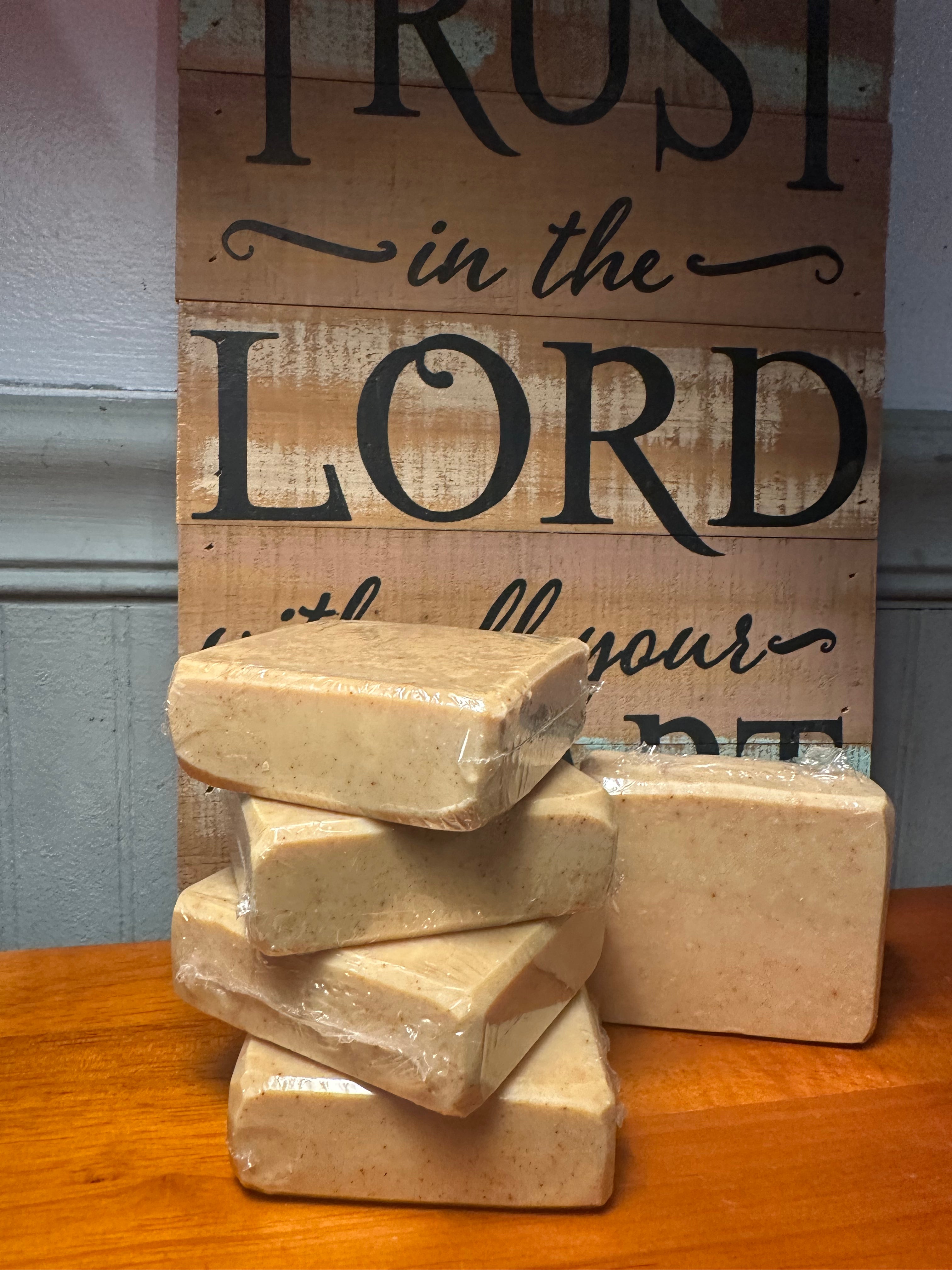 Goatmilk with Tumeric Bar soap